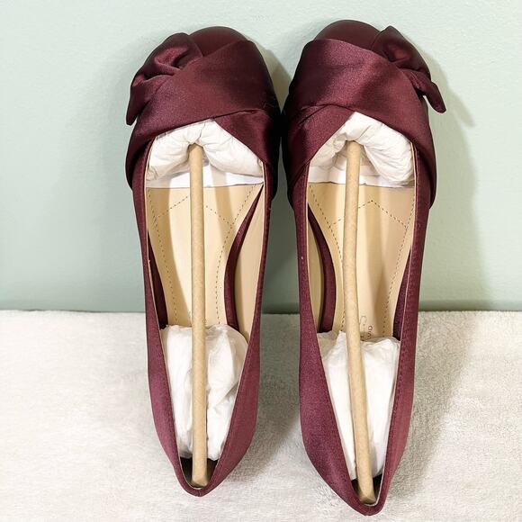 Charles by Charles David Women's Darcy Burgundy Ballet Flat Size 6 - Picture 3 of 8